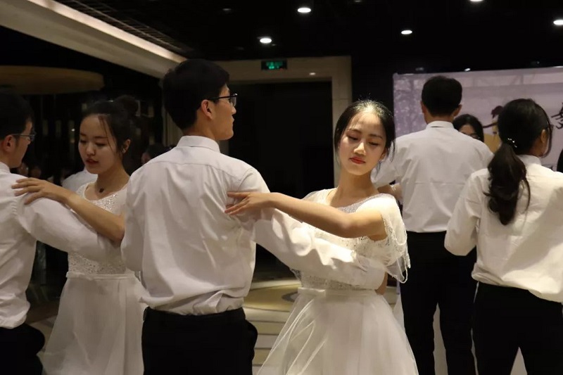 1544774495268001.jpg 5.jpg